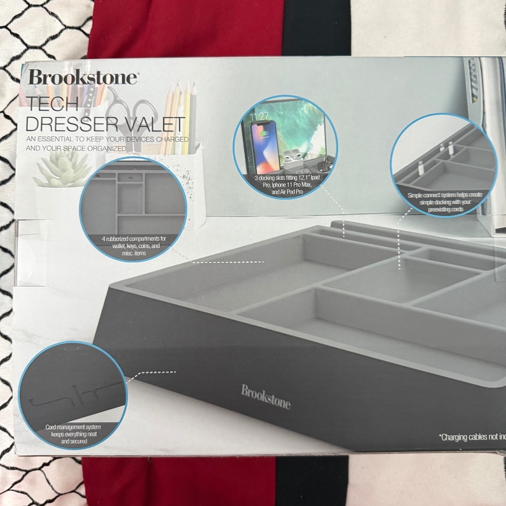 Tech dresser organizer